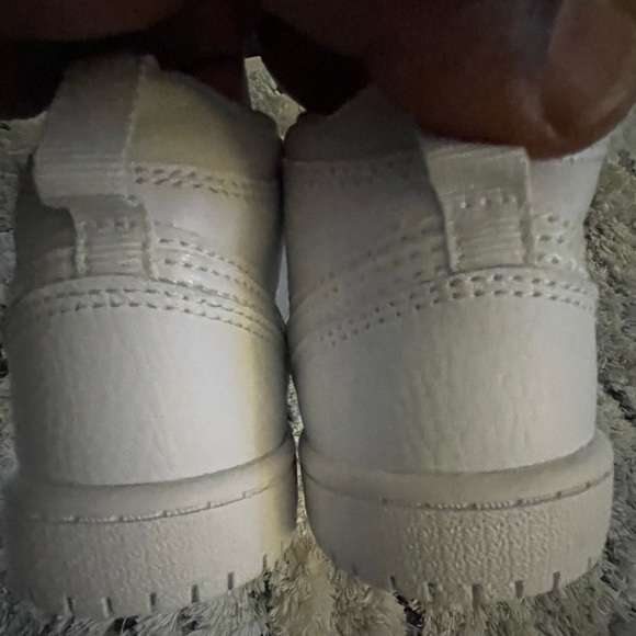 Kids - Picture 2 of 4